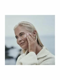 Kasvojenhoito-Biotherm Aquasource Hyalu Plump Gel -päivävoide