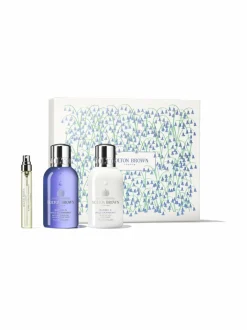 Tuoksupakkaukset-Molton Brown Bluebell & Wild Strawberry -ihonhoitopakkaus