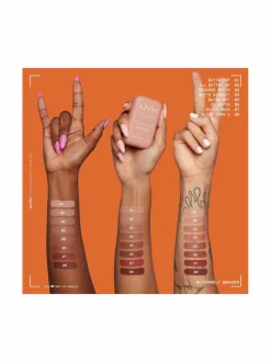 Kasvot-NYX Professional Makeup Buttermelt Bronzer -aurinkopuuteri