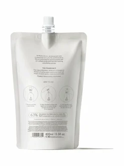 Naiset-Molton Brown Coastal Cypress & Sea Fennel Bath & Shower Gel Refill -suihkugeeli, täyttöpakkaus 400 ml