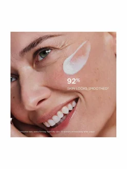 Kasvojenhoito-Clarins Extra-Firming Night Cream Dry Skin -yövoide kuivalle iholle