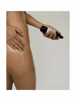 Vartalonhoito|Vartalonhoito-L:A Bruket Firming Body Serum- kiinteyttävä vartaloseerumi
