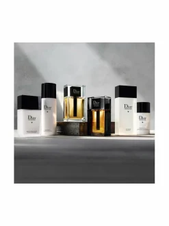 Deodorantit-DIOR Homme Spray Deodorant -deodorantti