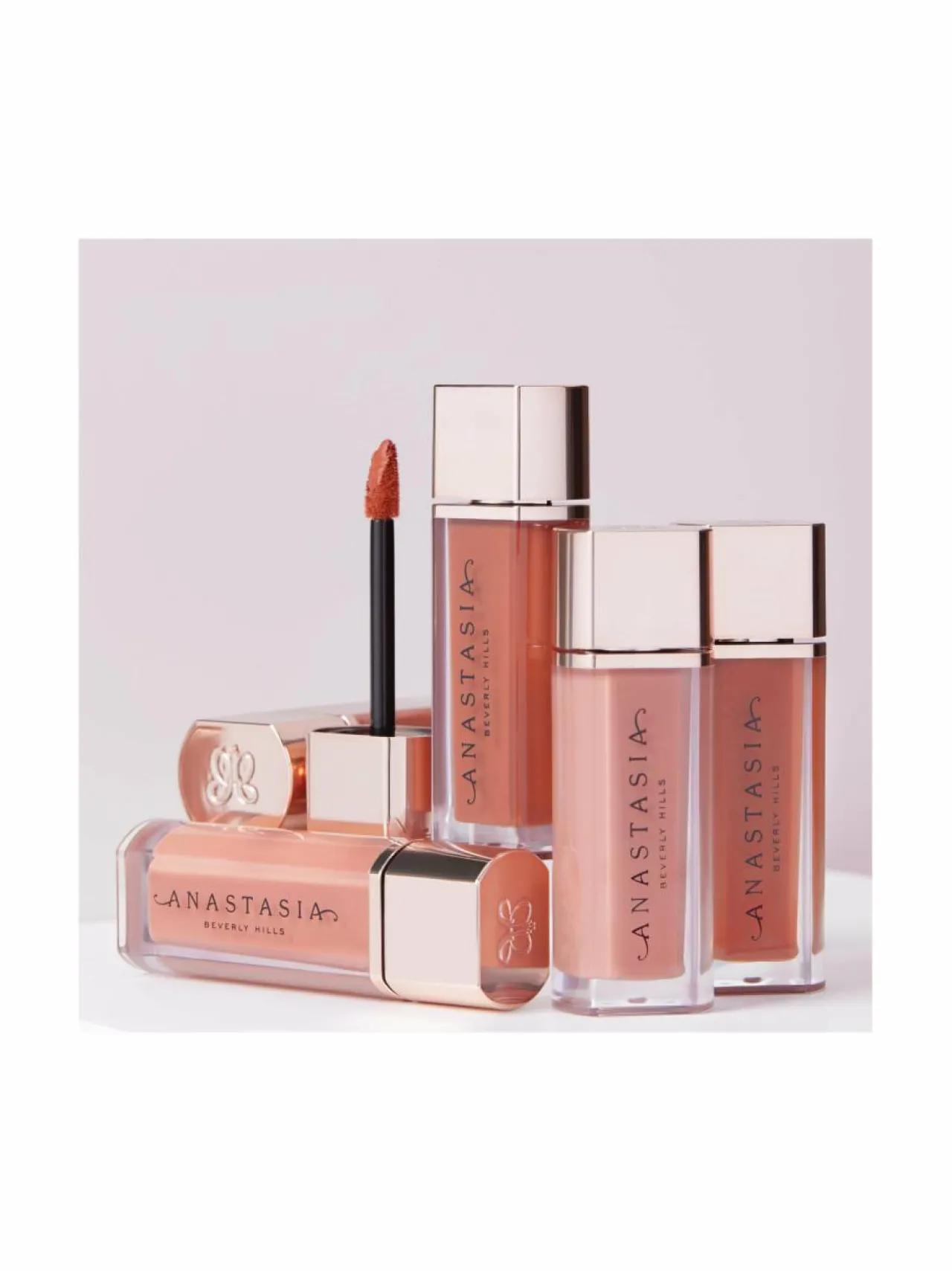 Huulet-Anastasia Lip Velvet -huulipuna
