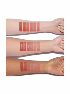 Huulet-Anastasia Lip Velvet -nestemäinen huulipuna