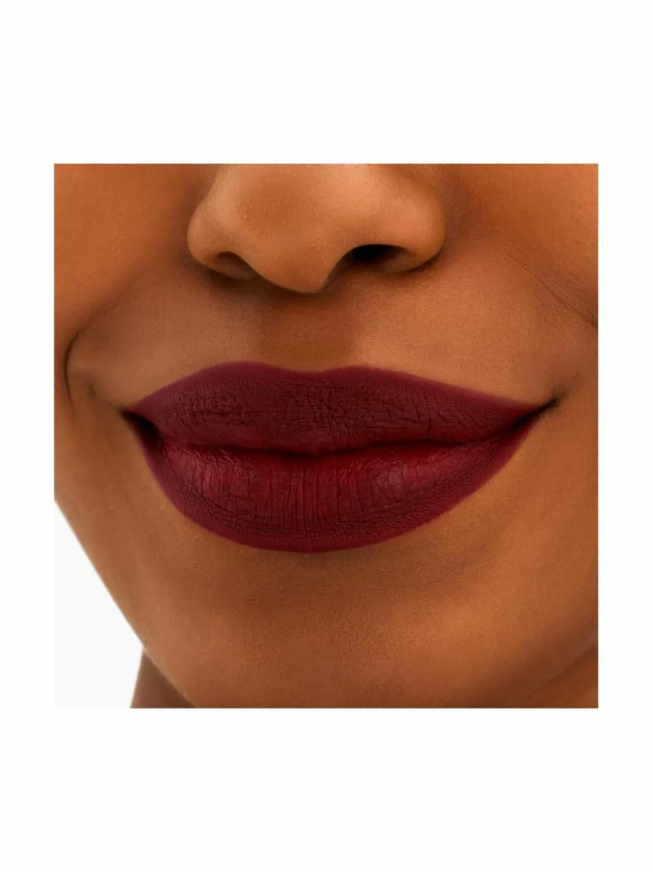 Huulet-MAC Locked Kiss Lipstick -huulipuna
