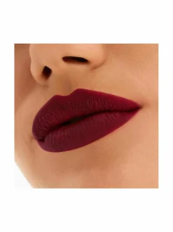 Huulet-MAC Locked Kiss Lipstick -huulipuna