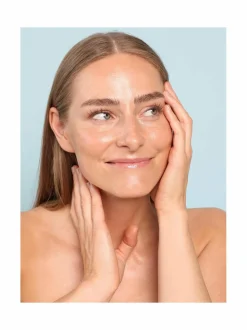 Kasvojenhoito|Kasvojenhoito-Joik Moisture Magnet Regenerating Night Cream -yövoide