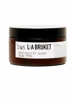 Vartalonhoito|Vartalonhoito-L:A Bruket Restorative Algae Hand Peeling -käsikuorinta