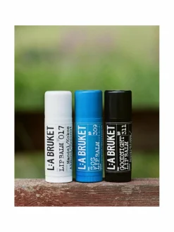 Lahjapakkaukset|Ihonhoitopakkaukset-L:A Bruket Wellbeing Lip Balm Trio -huulivoidepakkaus, 3x14g